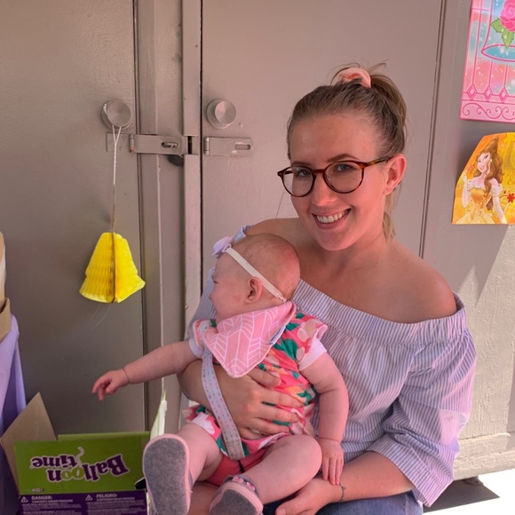 Meet your Posher, Erin - Picture 1 of 1